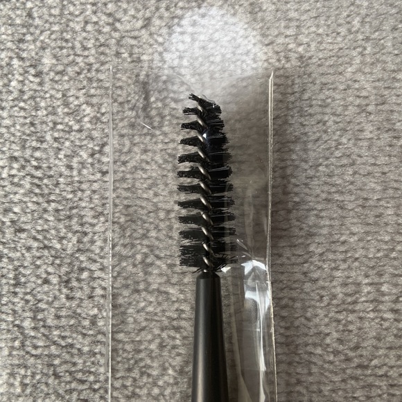 NARS Brow Spoolie #28 - Picture 4 of 6